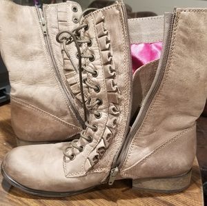 Besty johnson leather boots